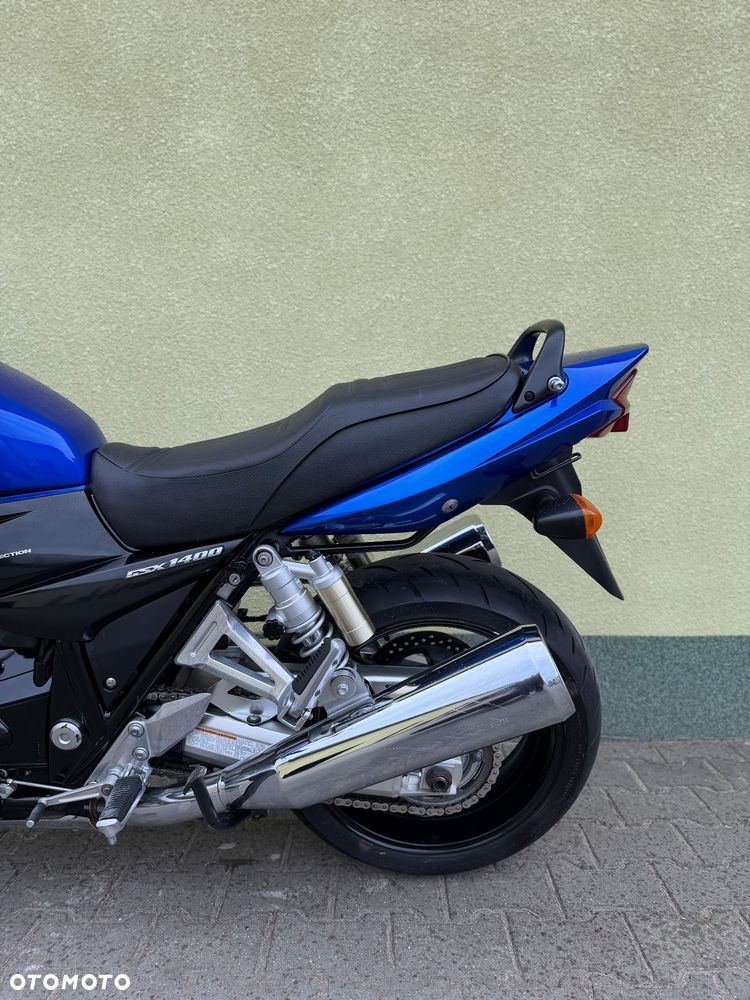 Suzuki GSX - 25