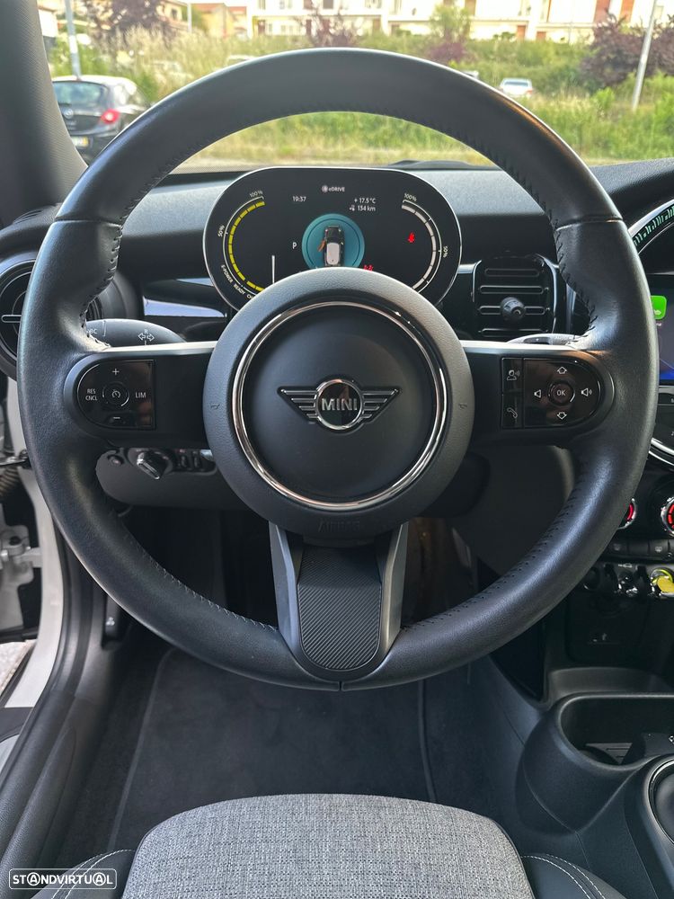 MINI 3 Portas Cooper SE - 11