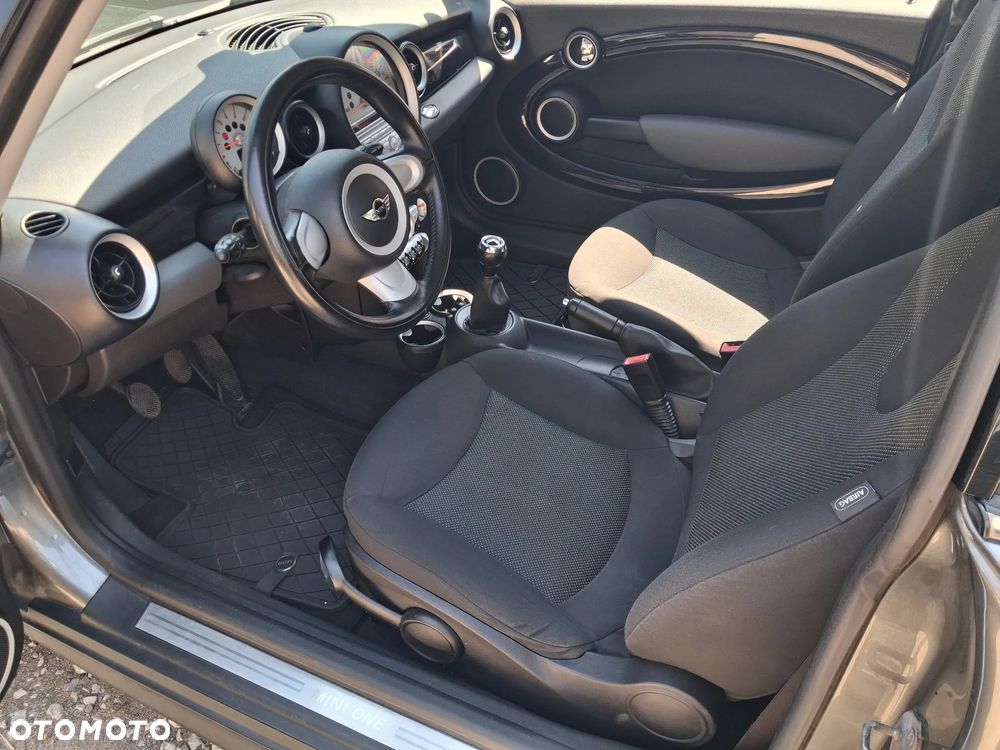 MINI ONE Standard - 4