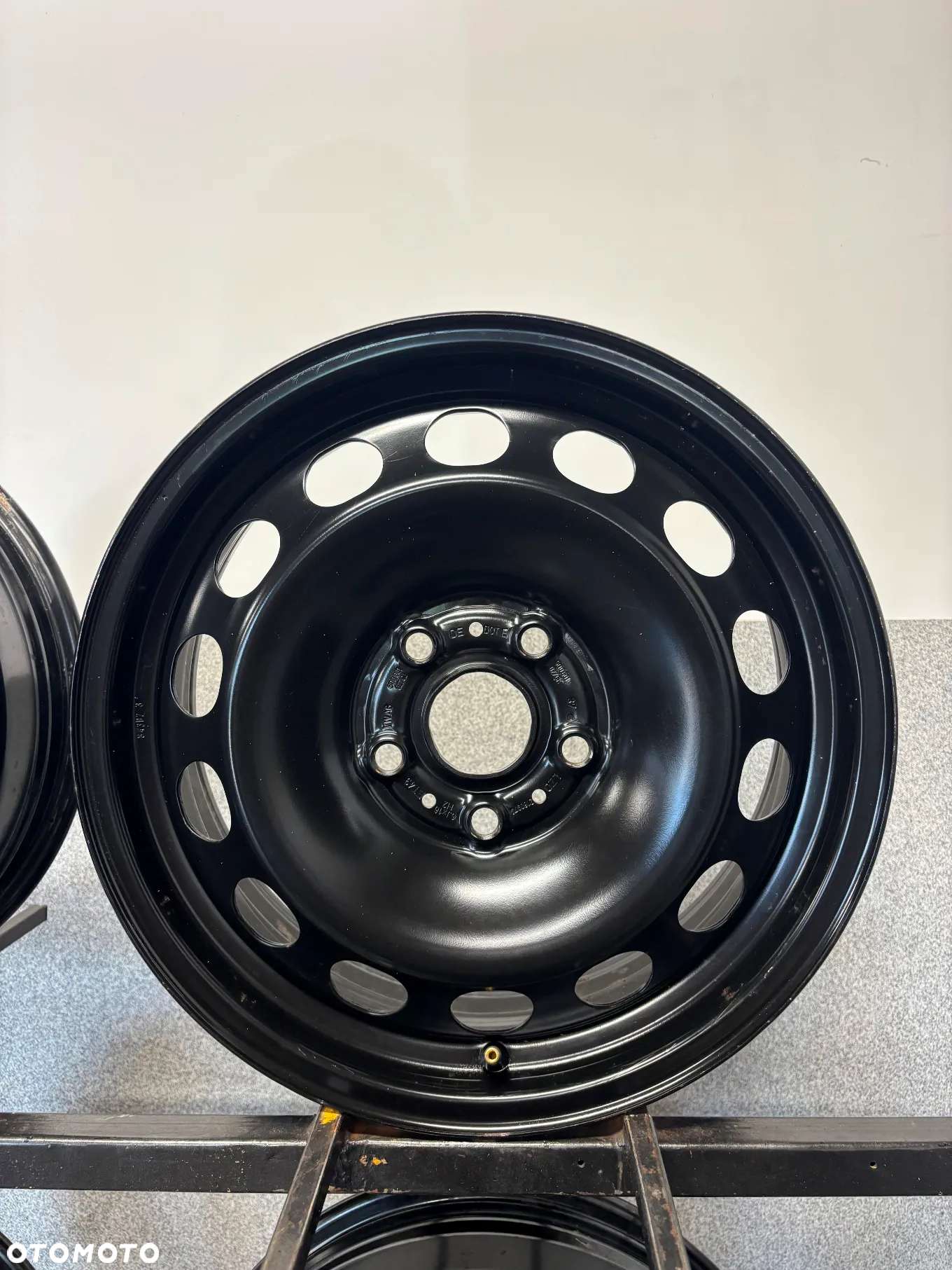 4 FELGI STAL. VW GOLF 8,T-ROC,AUDI Q2,SEAT ATECA,Karoq 16''  6J ET43 - 3