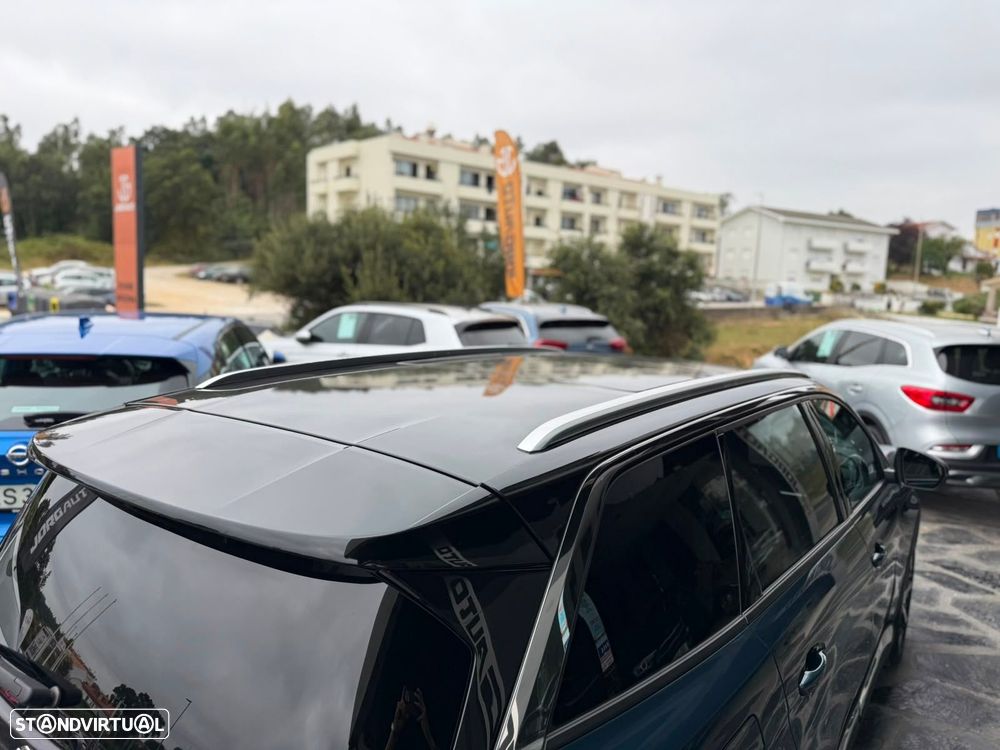 Peugeot 5008 - 8