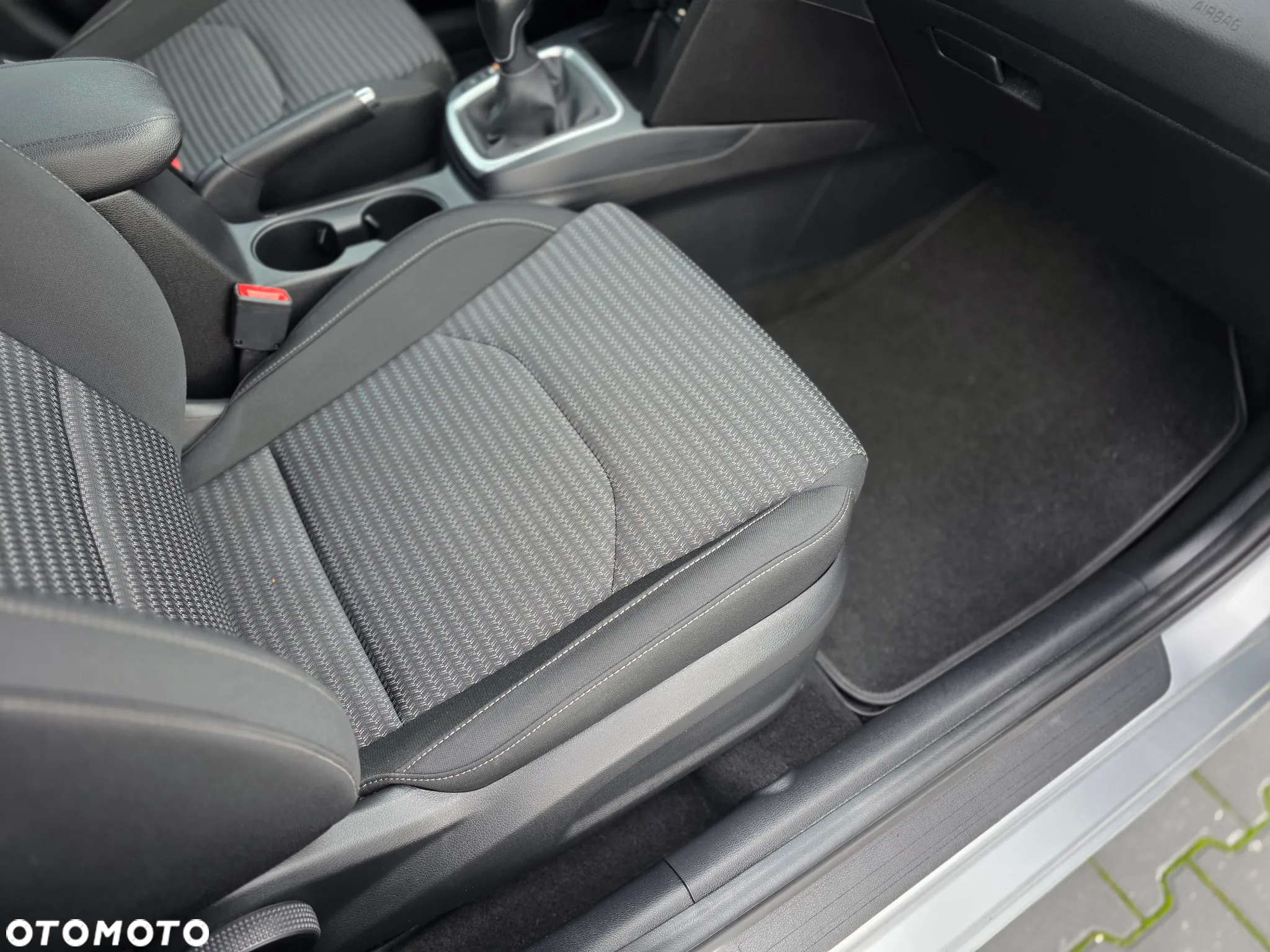 Kia Ceed 1.5 T-GDI L Business Line - 31