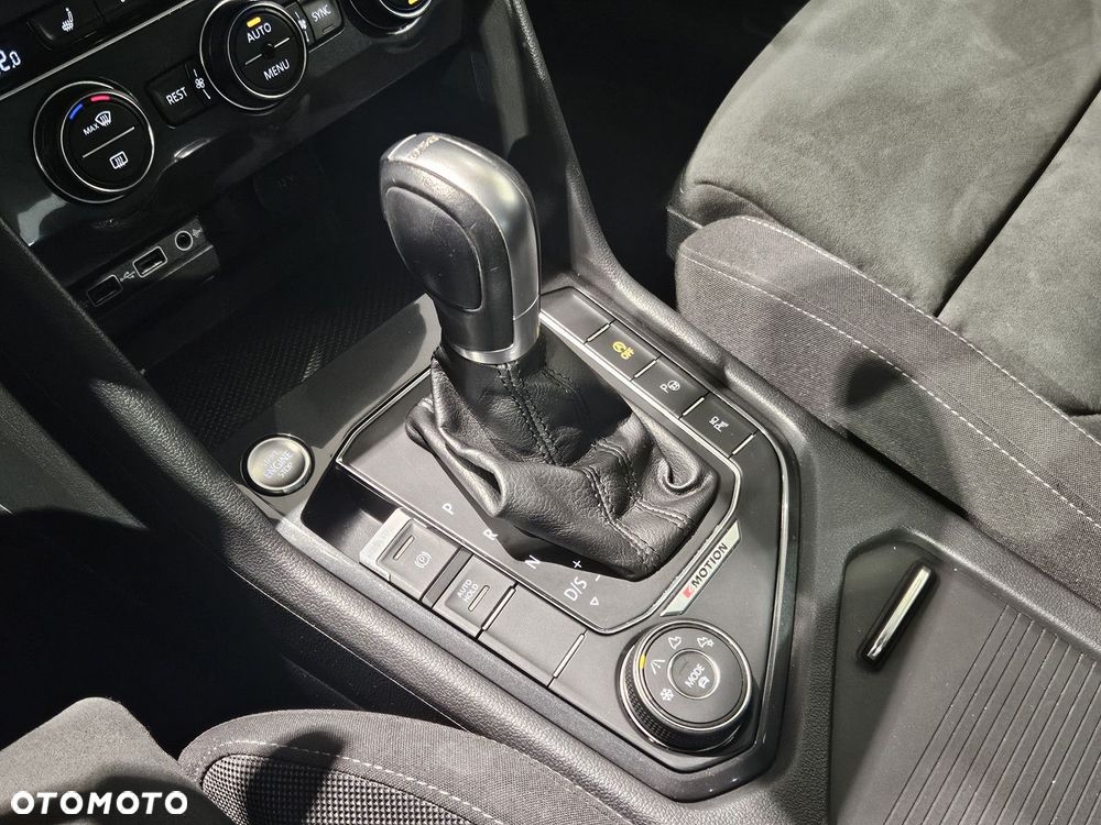 Volkswagen Tiguan - 20