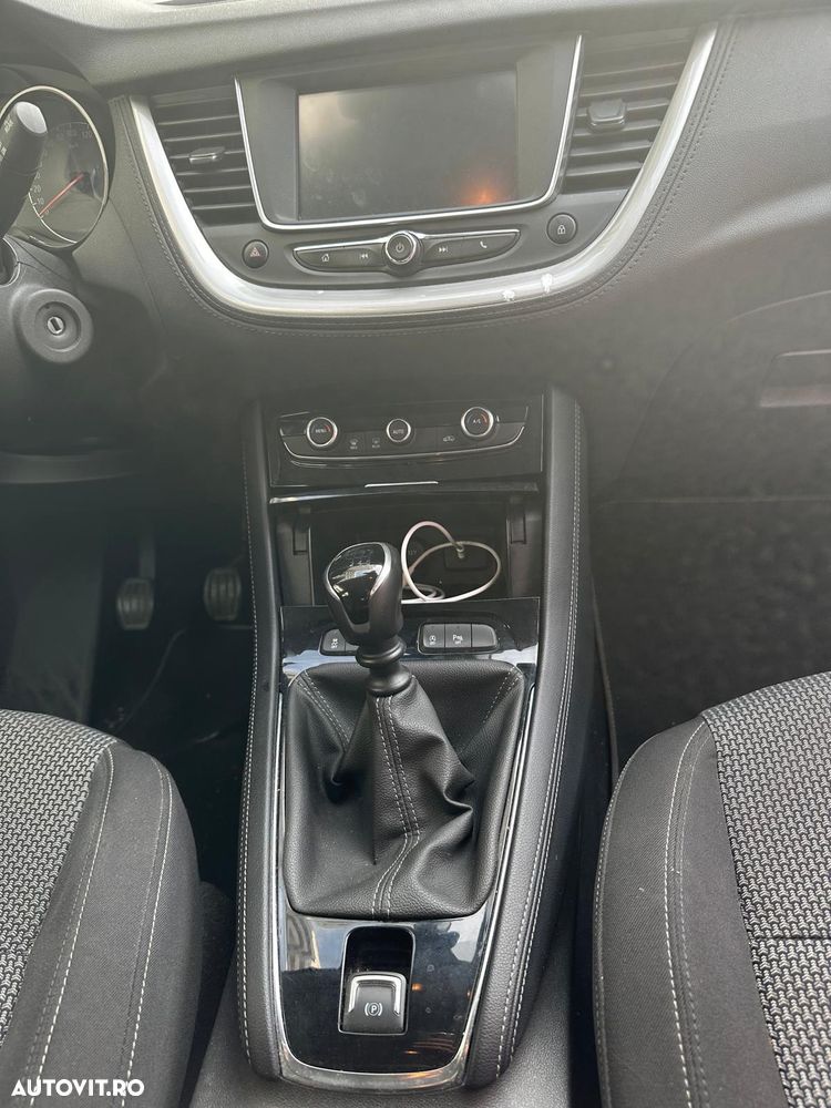 Opel Grandland X - 11