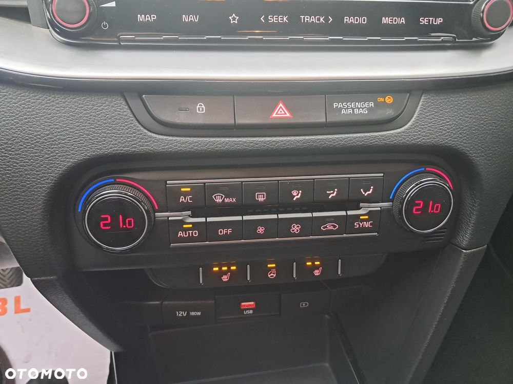 Kia Ceed - 15