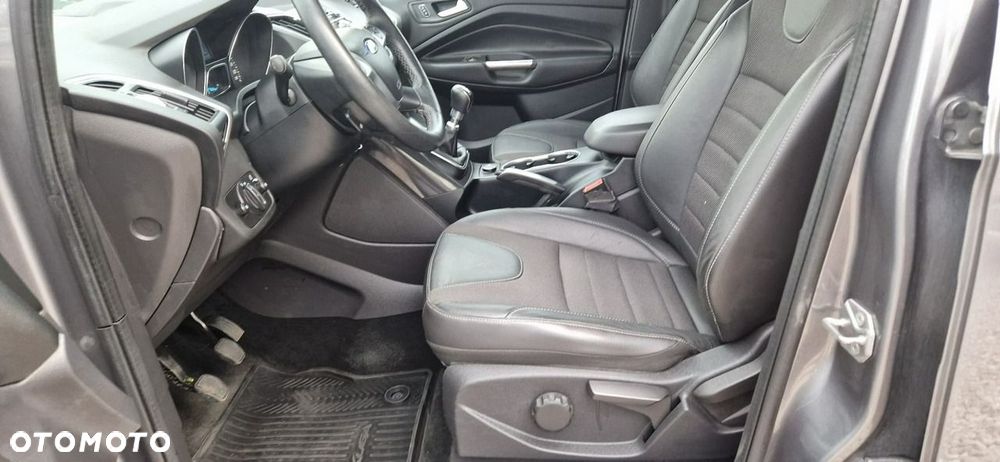 Ford Kuga - 19