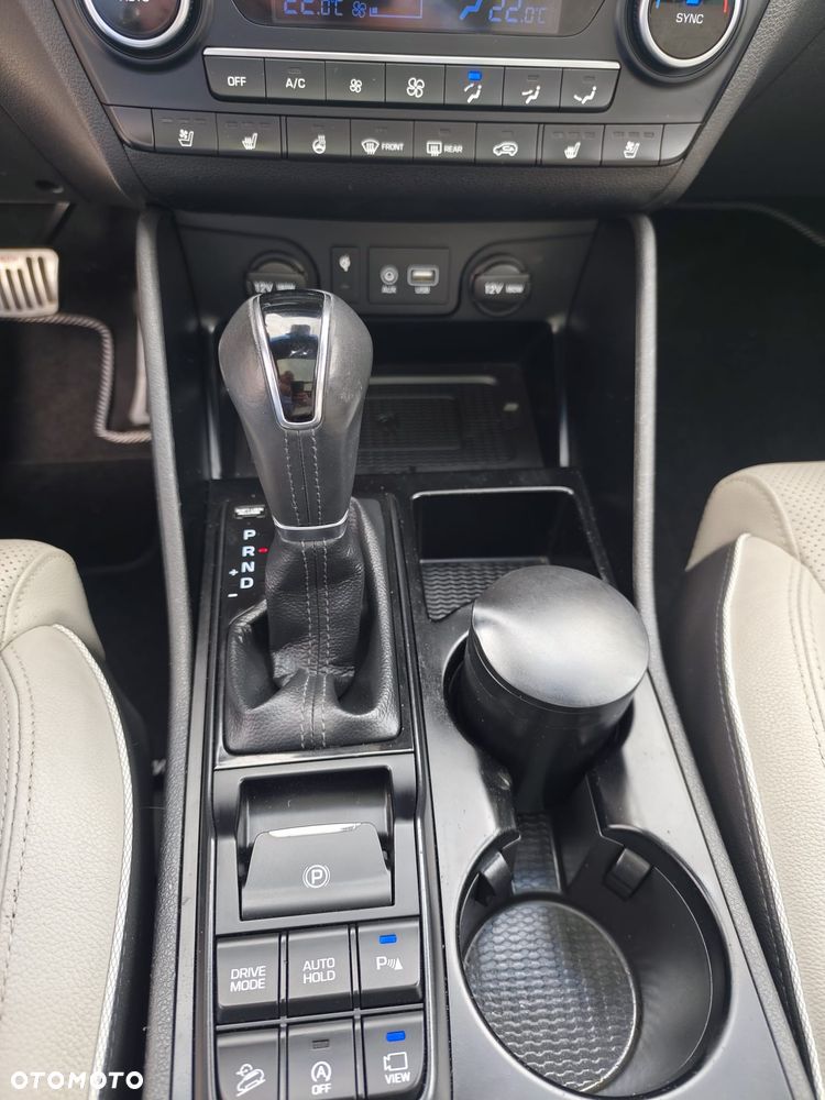 Hyundai Tucson blue 1.6 CRDi 2WD DCT Premium - 21