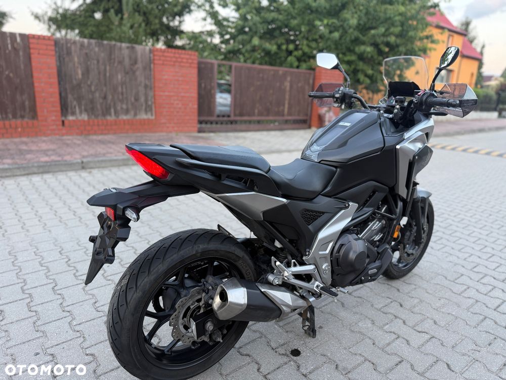 Honda NC - 12