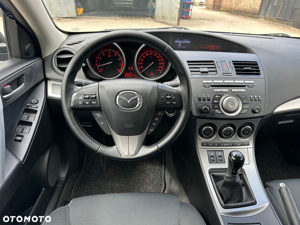 Mazda 3 2.0 Sport - 11