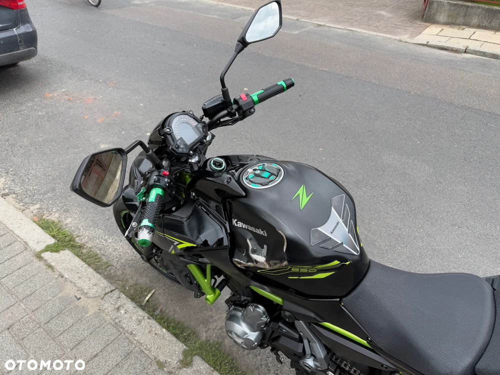 Kawasaki Z 650 - 10