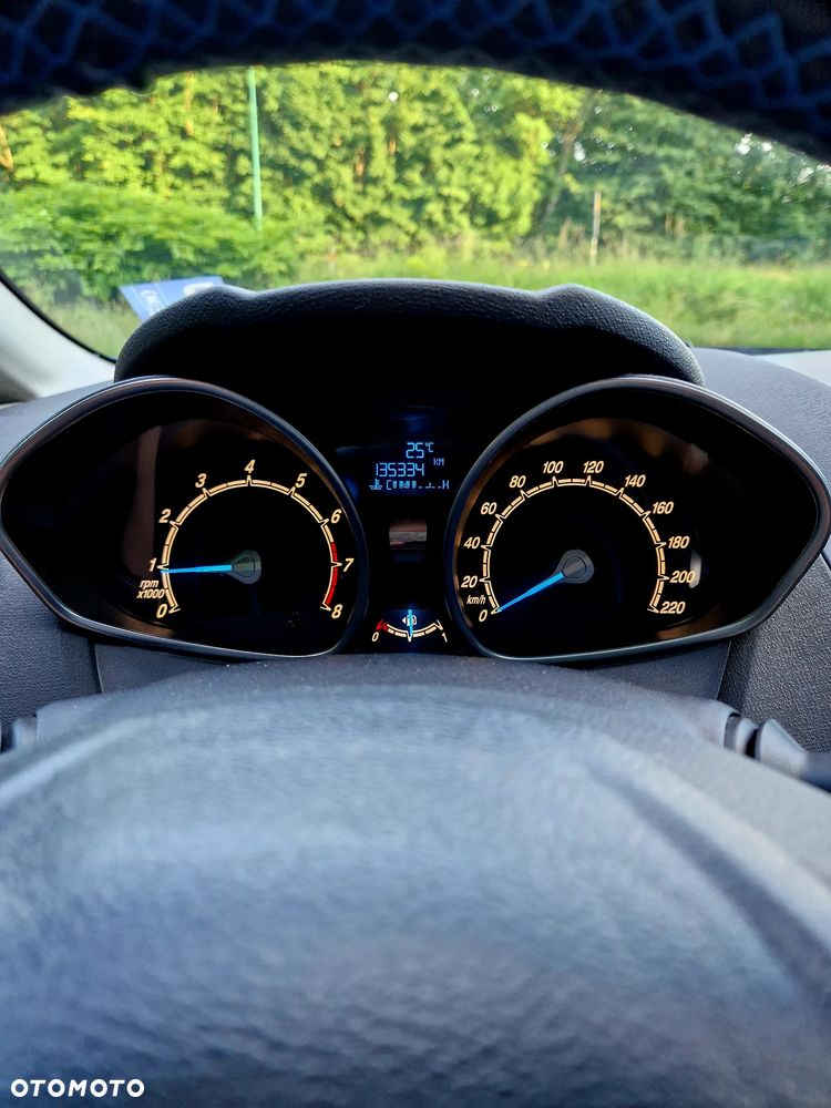 Ford Fiesta 1.25 Ambiente EU5 - 12