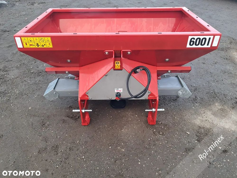 Rozsiewacz sadowniczy Przystawka sadownicza STRUMYK Tytan Transport - 1