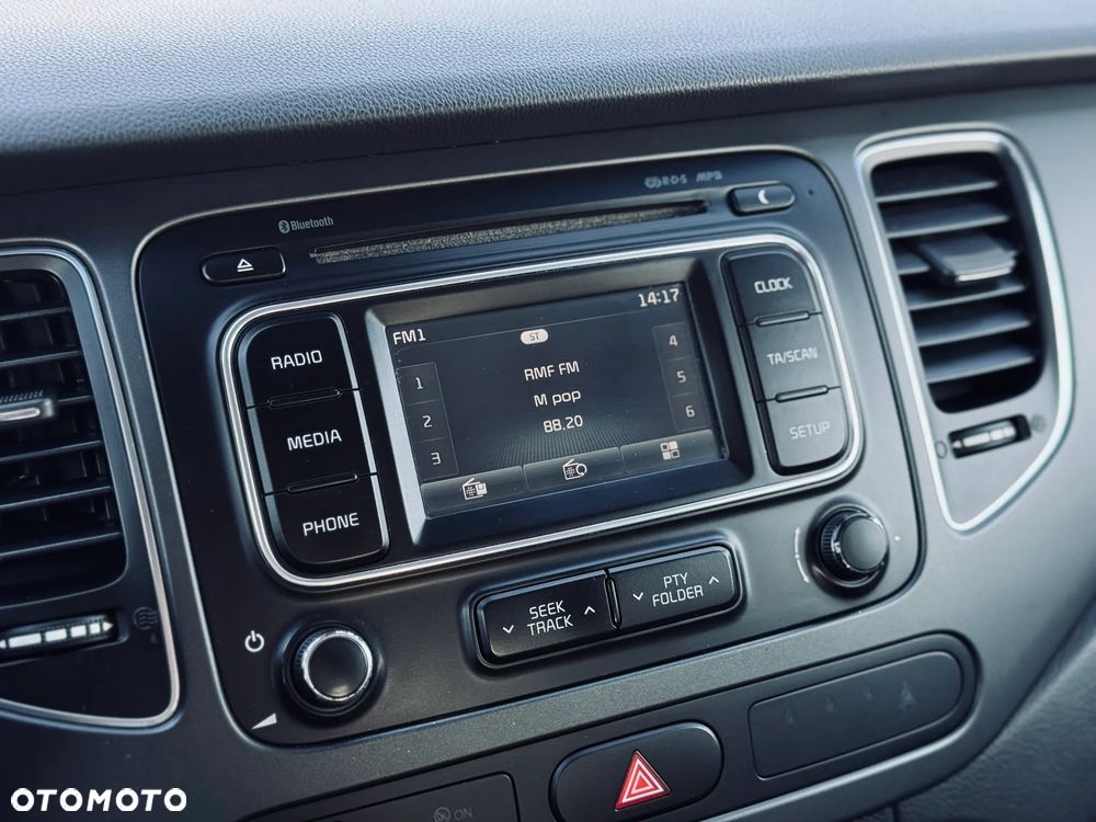 Kia Carens 1.7 CRDi L - 27