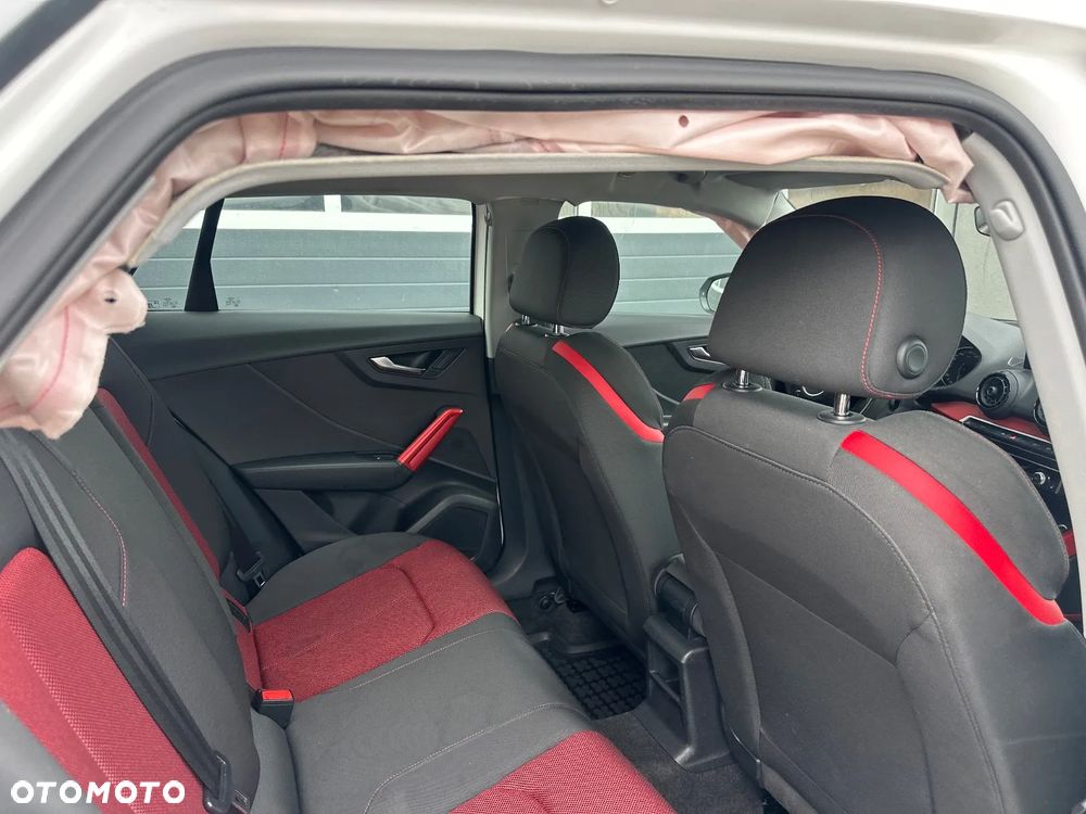 Audi Q2 - 19