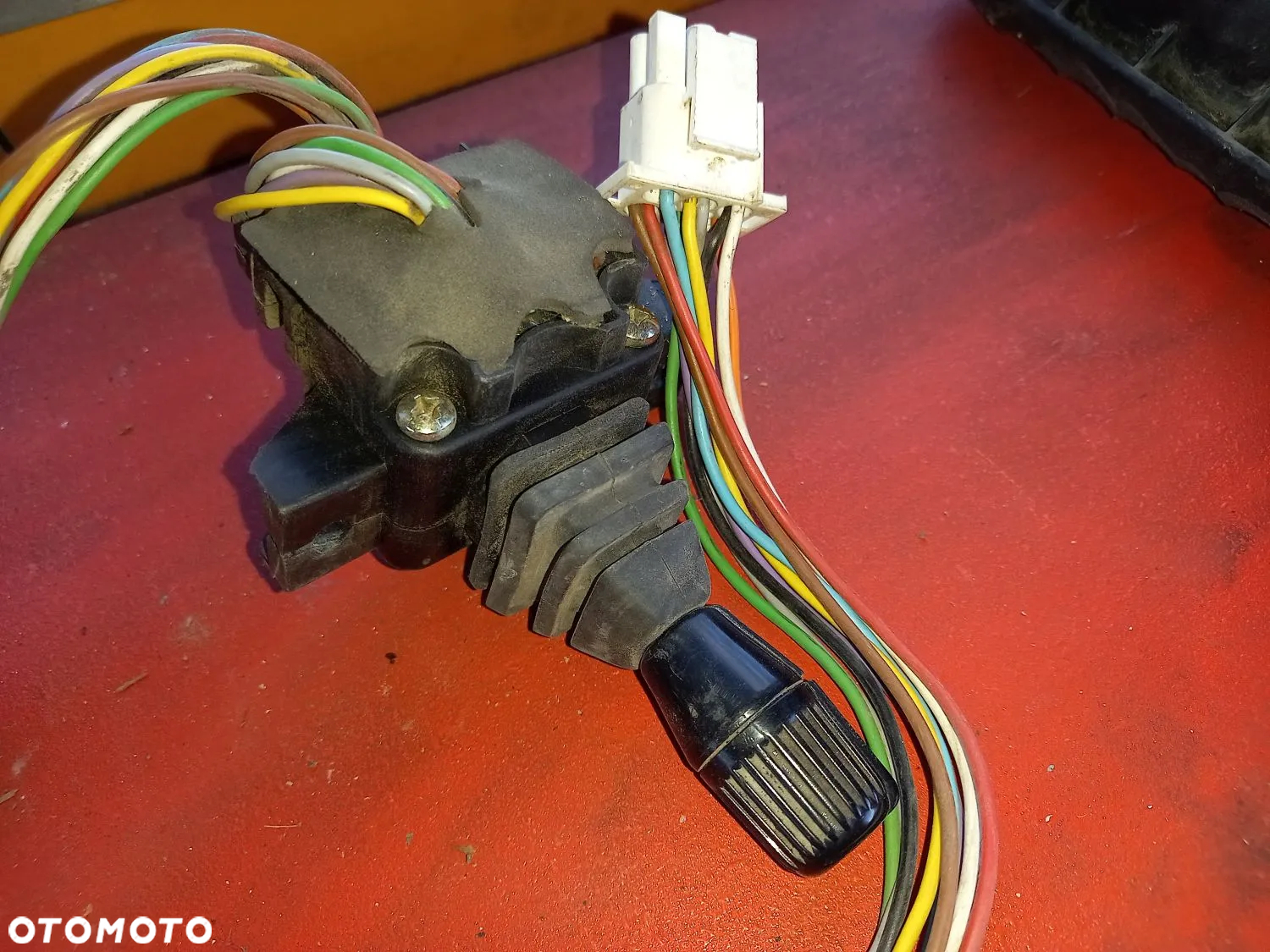 Joystick sterowania sekcją elektroniczną Case CS130 - 2