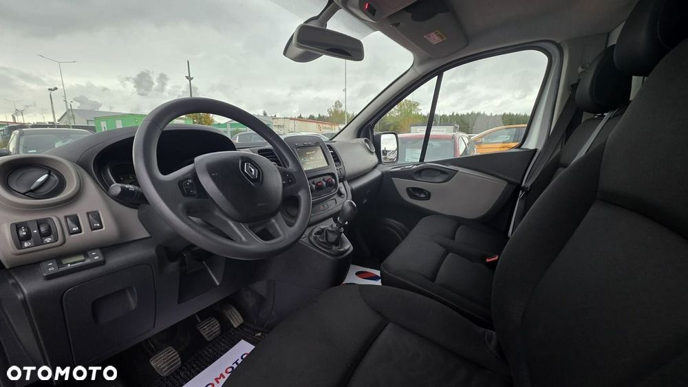 Renault Trafic - 8