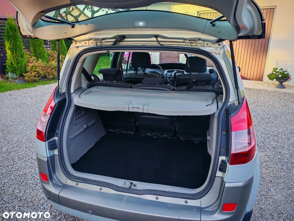 Renault Scenic - 9