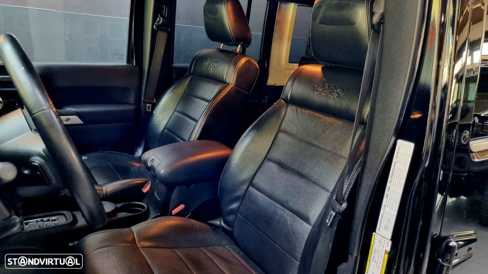 Jeep Wrangler Unlimited 2.8 CRD ATX Sahara Adventure Edition - 18