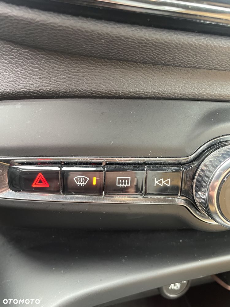 Volvo XC 40 D3 Momentum - 10