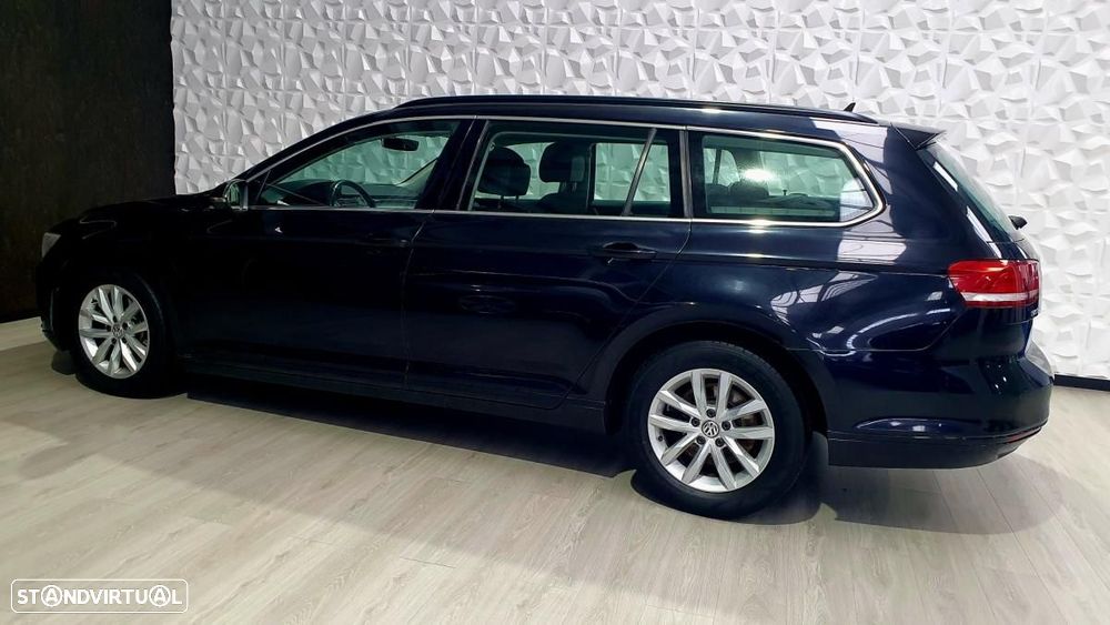 VW Passat Variant 1.6 TDI BlueMotion - 13
