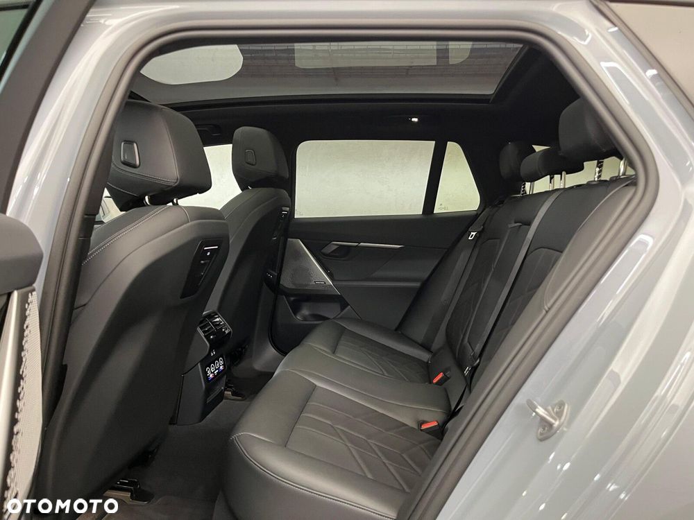 BMW Seria 5 520d xDrive mHEV M Sport - 32