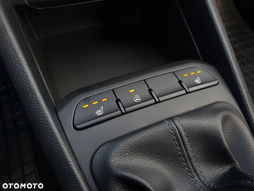 Kia Stonic 1.2 M - 36