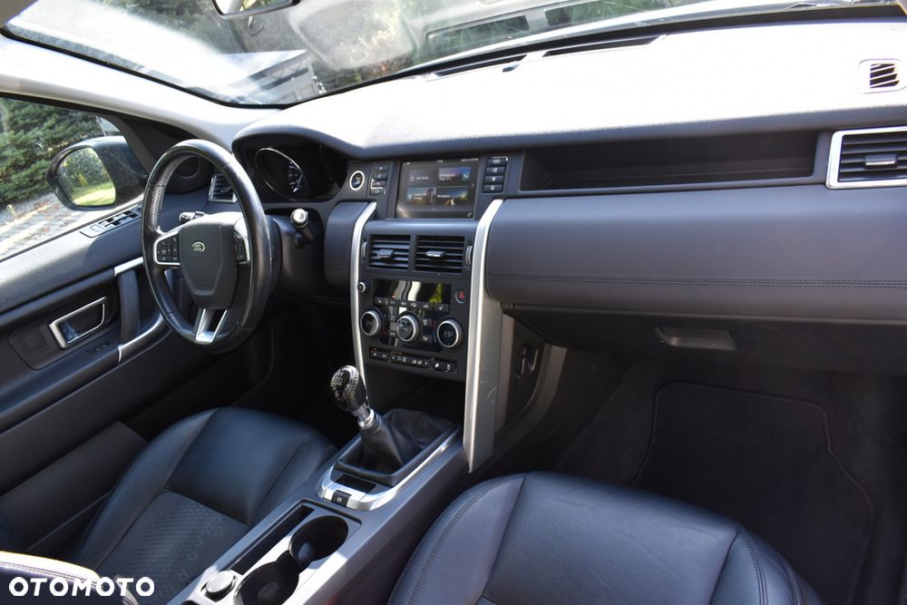 Land Rover Discovery Sport TD4 HSE - 16