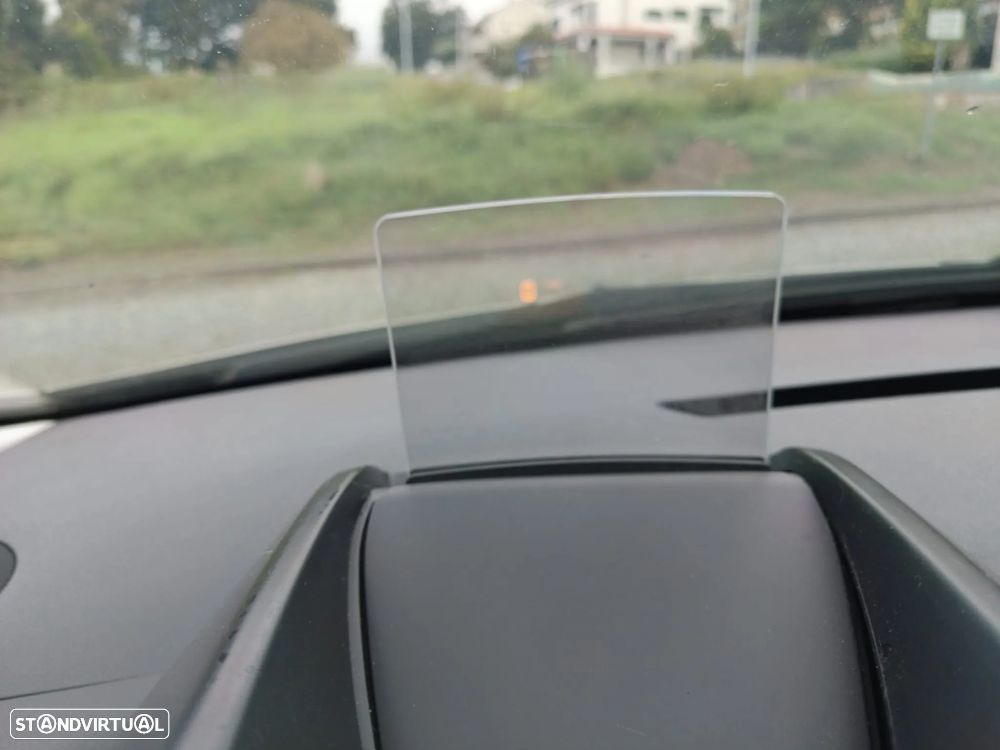 Peugeot 3008 1.6 HDi Premium JLL17 - 27