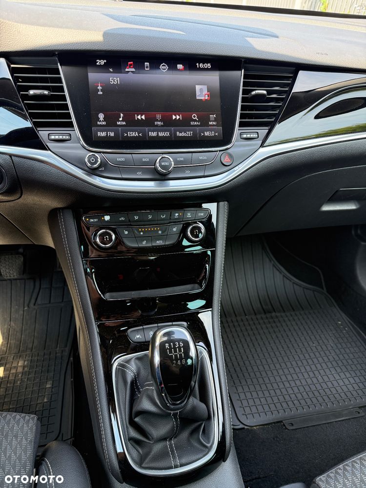 Opel Astra 1.4 T Elite - 12