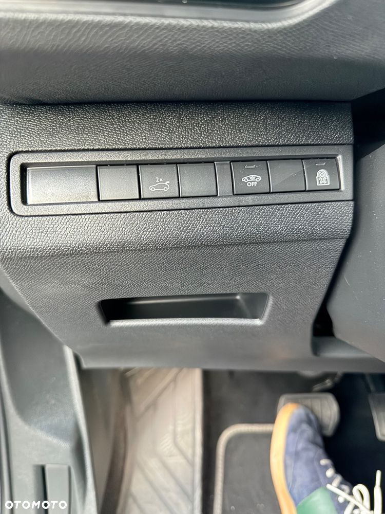 Peugeot 3008 BlueHDi 130 Stop & Start EAT8 Allure Business-Paket - 34