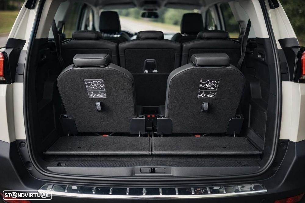 Peugeot 5008 1.5 BlueHDi Allure Pack EAT8 - 23