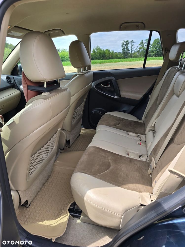 Toyota RAV4 2.0 VVT-i Premium MS - 11