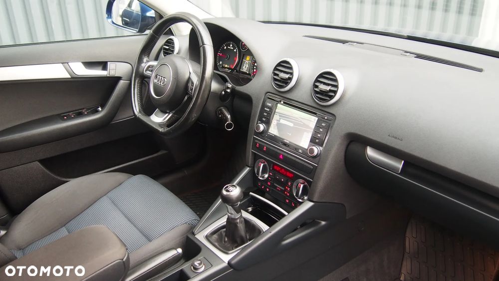 Audi A3 Sportback 2.0 TDI DPF Ambition - 20