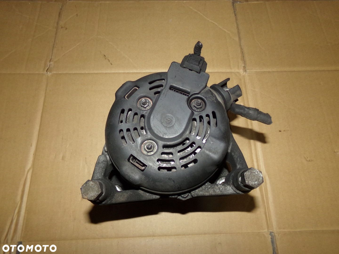 ALTERNATOR VOLVO V50 S40 C30 FOCUS MK2 1.6 2.0 D - 2