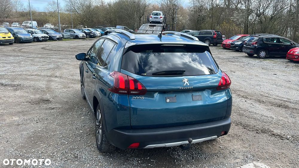 Peugeot 2008 - 5