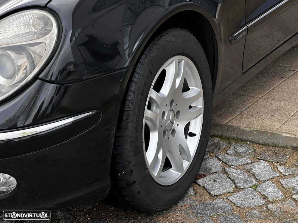 Mercedes-Benz E 220 CDI Auto Elegance - 13