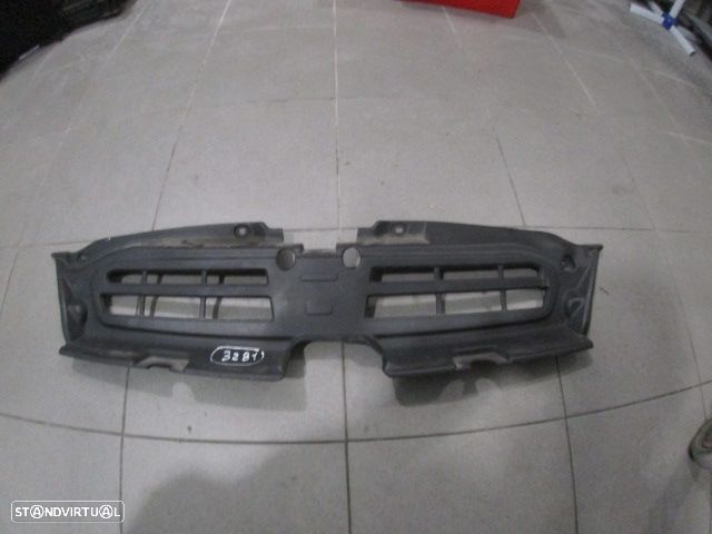 Grelha Friso 9636764480 CITROEN XSARA 2002 1.4I 75CV 5P CINZA FRT Gre Superior Do Radiador Do Para-Choques - 1