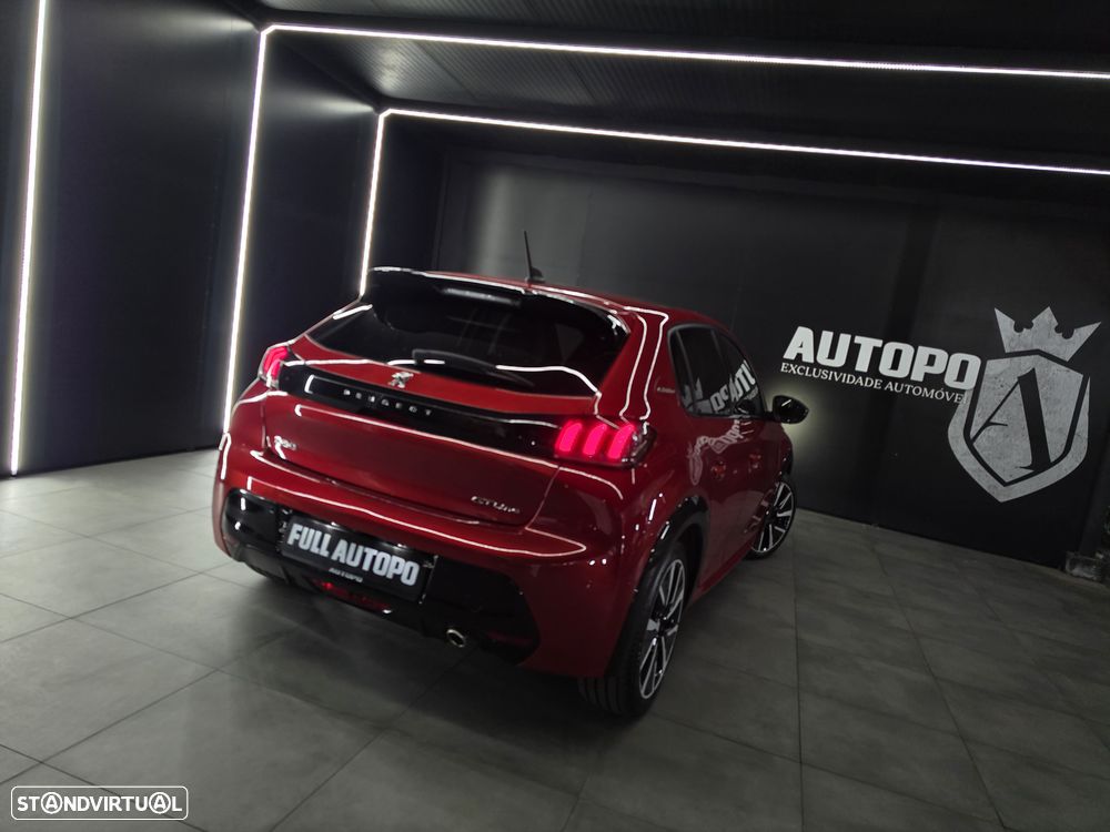 Peugeot 208 1.2 PureTech GT Line EAT8 - 25