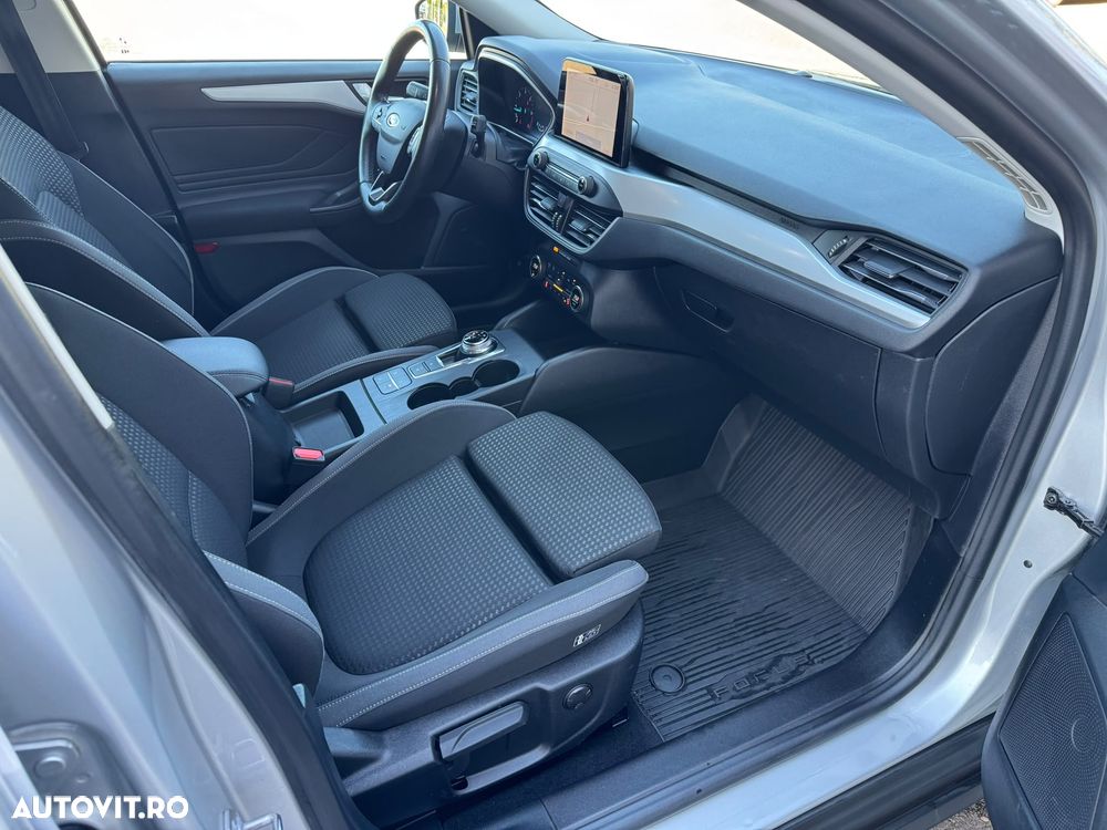 Ford Focus 2.0 EcoBlue Active Business - 28