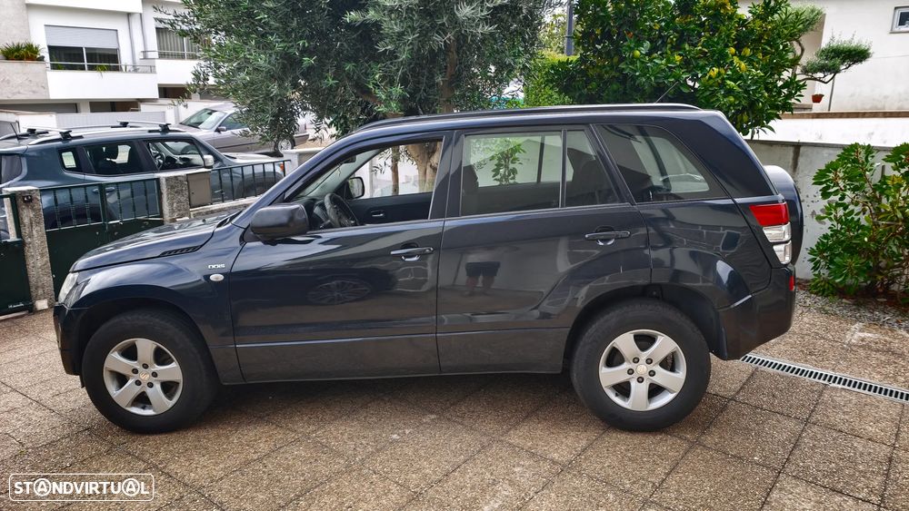 Suzuki Grand Vitara 1.9 DDiS X-Nature - 2