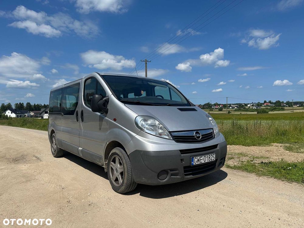 Opel Vivaro - 1