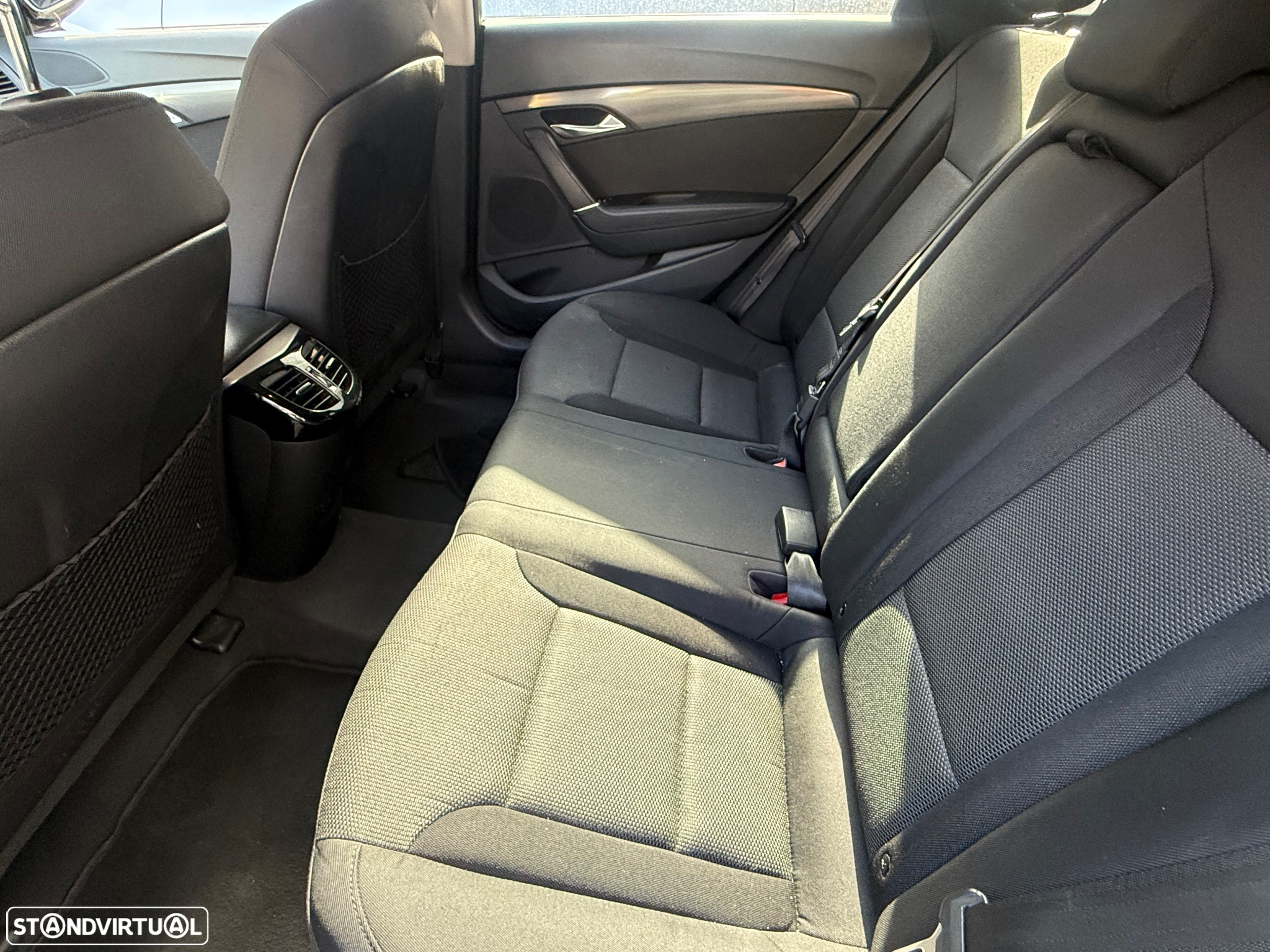 Hyundai i40 SW 1.7 CRDi Blue Comfort - 24