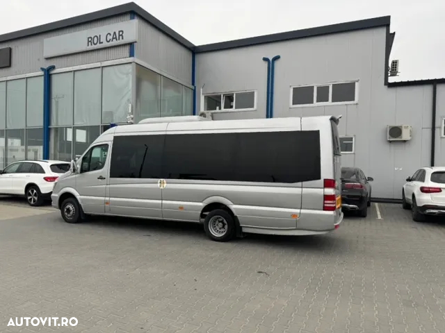 Mercedes-Benz Sprinter - 9