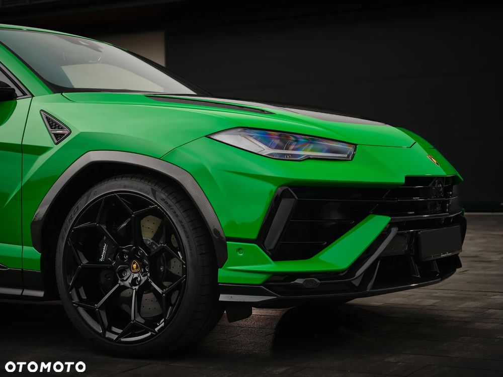 Lamborghini Urus - 4