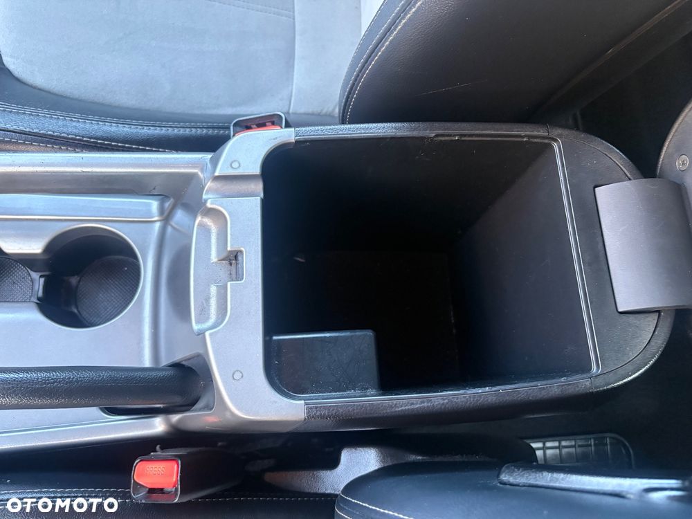 Kia Sportage 2.0 CRDI 4WD Fifa World Cup Edition - 21