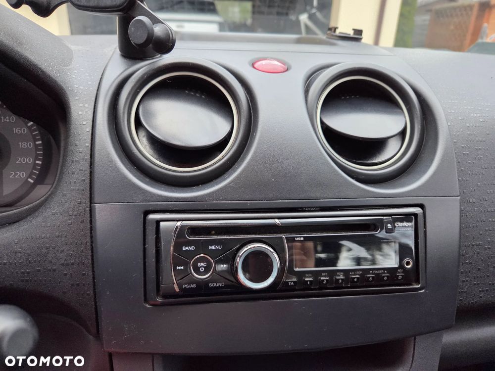 Mitsubishi Colt 1.3 Inform - 10