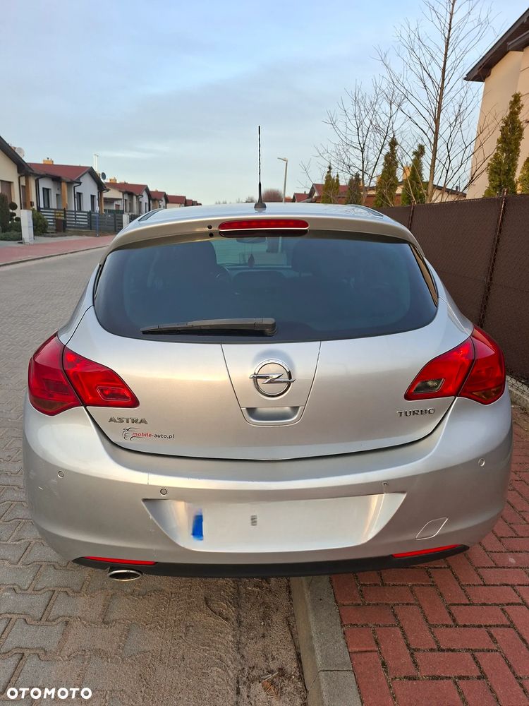 Opel Astra 1.4 T Enjoy - 6