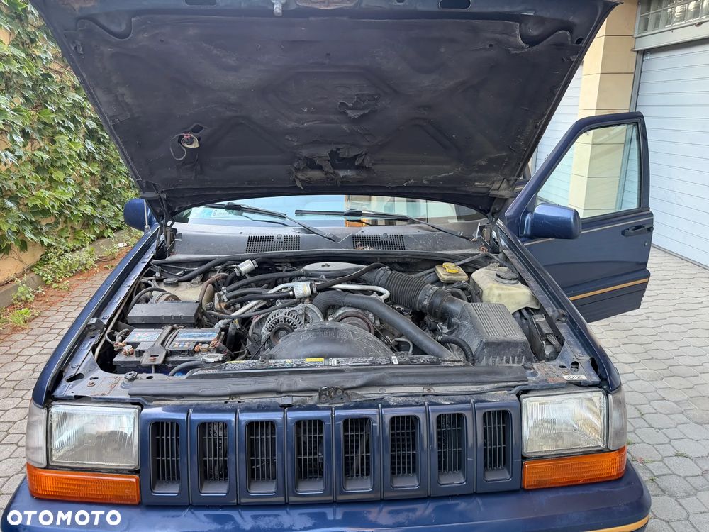 Jeep Grand Cherokee - 14