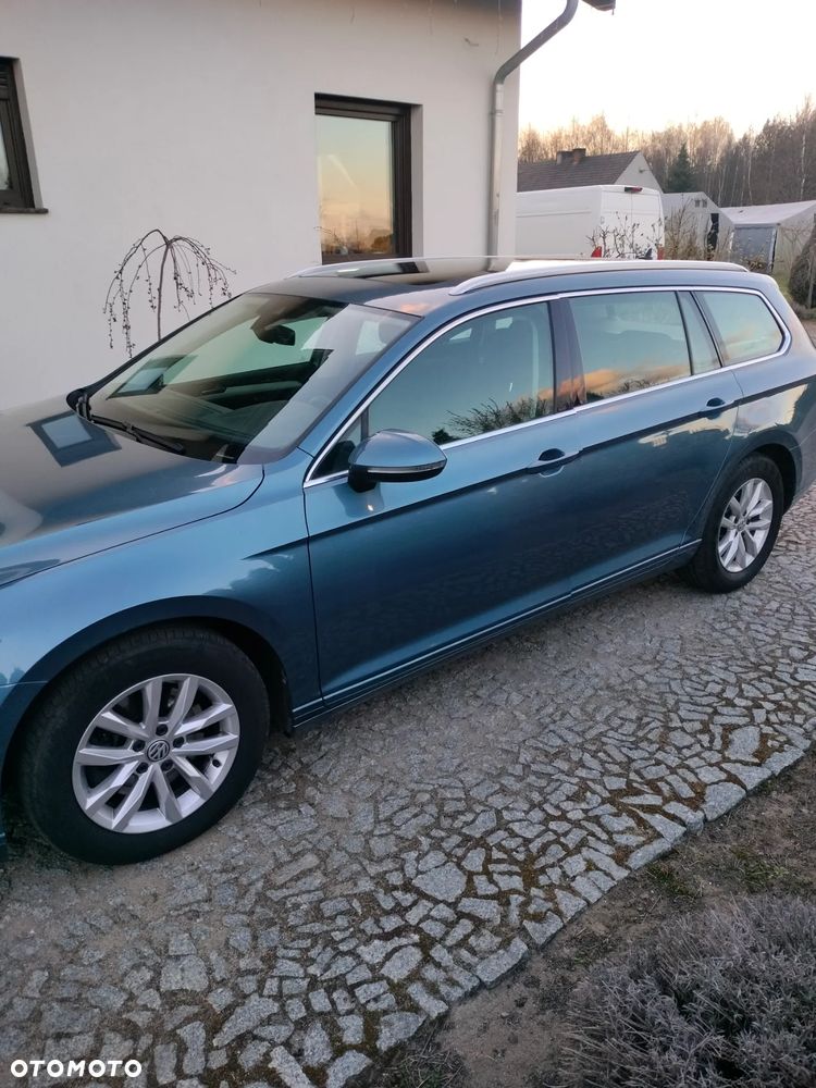 Volkswagen Passat 1.6 TDI (BlueMotion Technology) Comfortline - 11