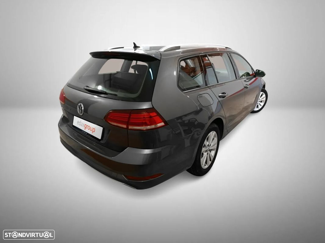 VW Golf Variant 1.6 TDi Confortline DSG - 2